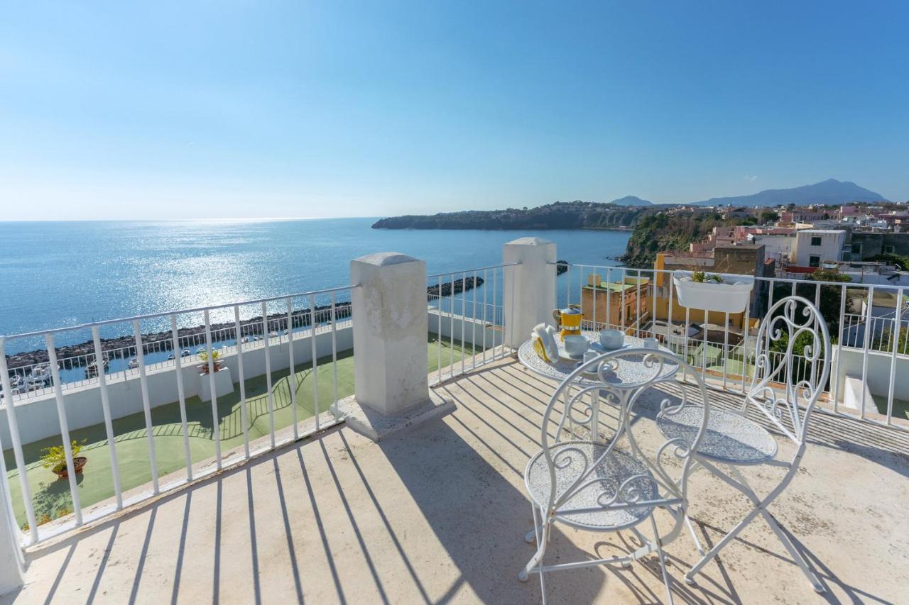 Torretta Corricella- Torretta Lejlighed Procida Eksteriør billede