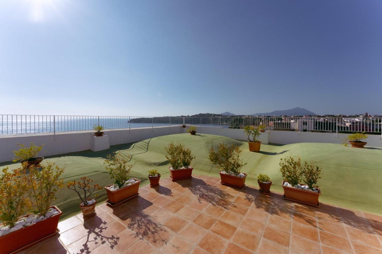 Torretta Corricella- Torretta Lejlighed Procida Eksteriør billede